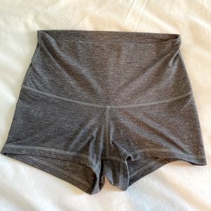 Lululemon booty shorts